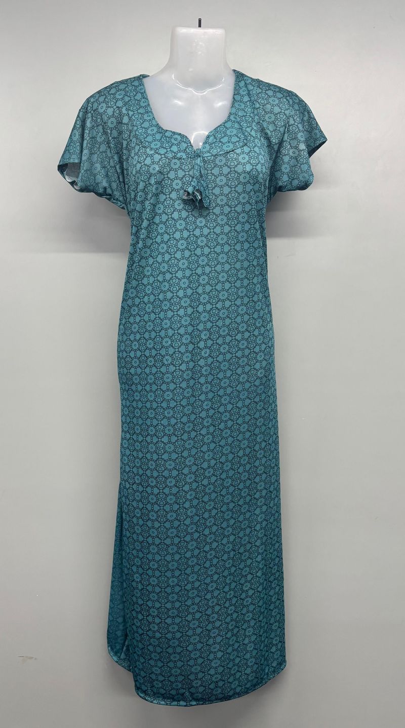 Cloth Sareena Round Neck Nighty